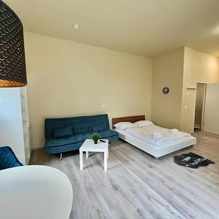 Schones Tiny House Im Herzen Innsbrucks Mit Garten شقة *